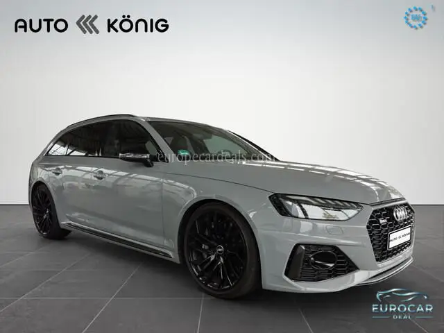 Audi RS4