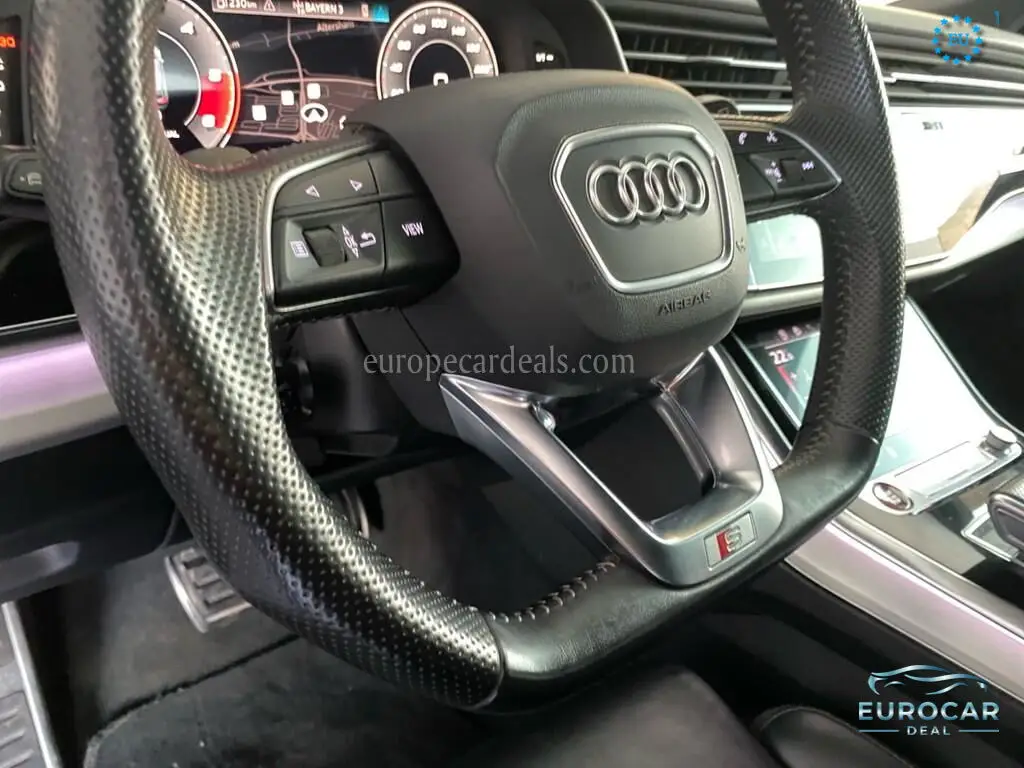 Audi SQ8