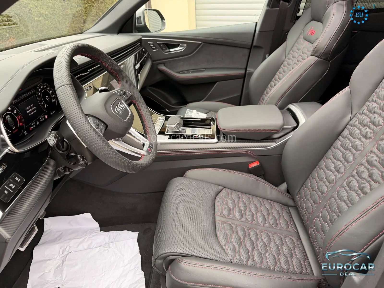 Audi RSQ8