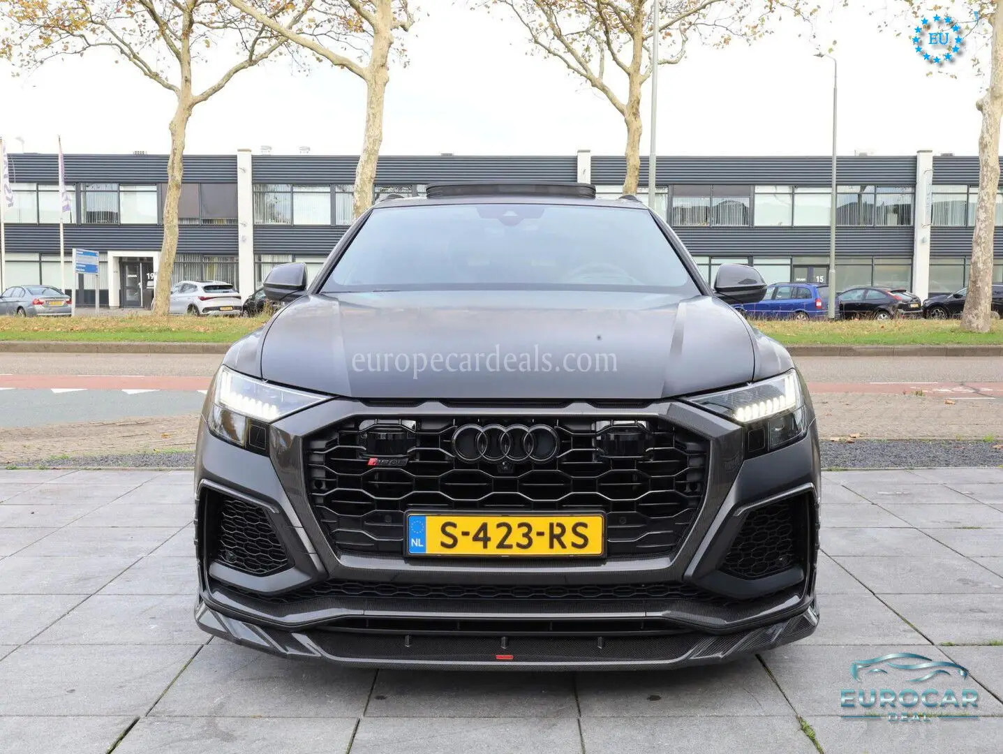 Audi RSQ8