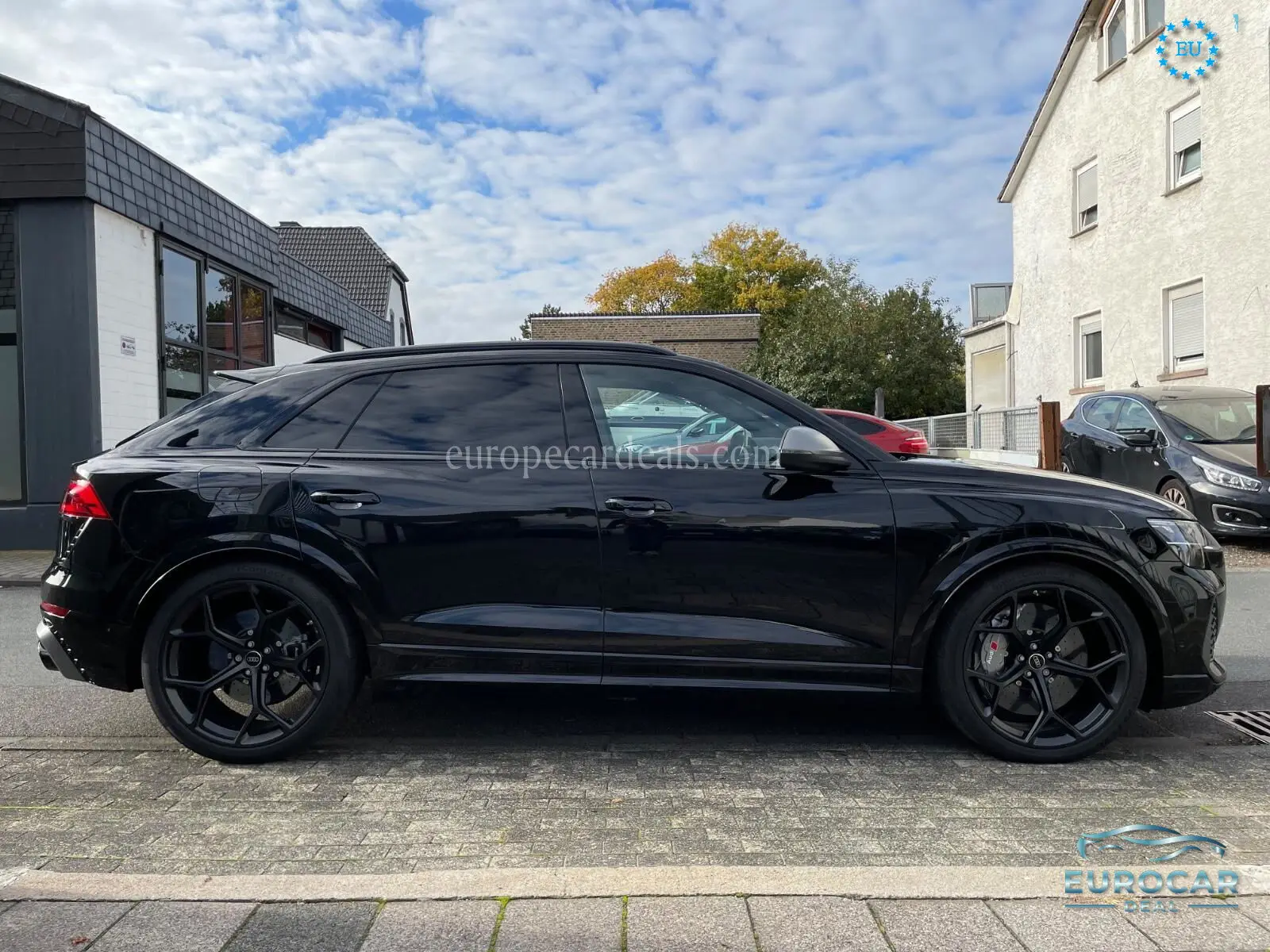 Audi RSQ8