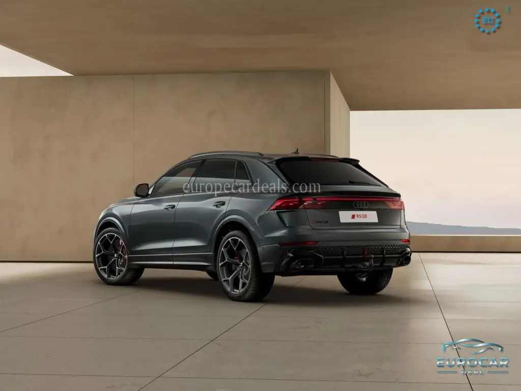 Audi RSQ8