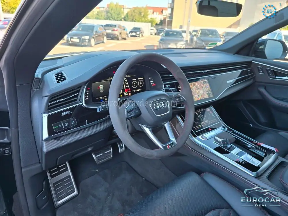 Audi RSQ8