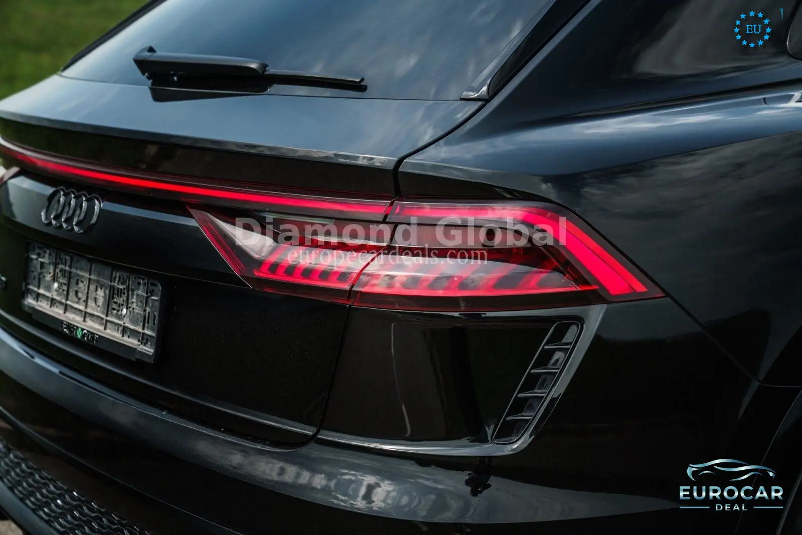 Audi RSQ8