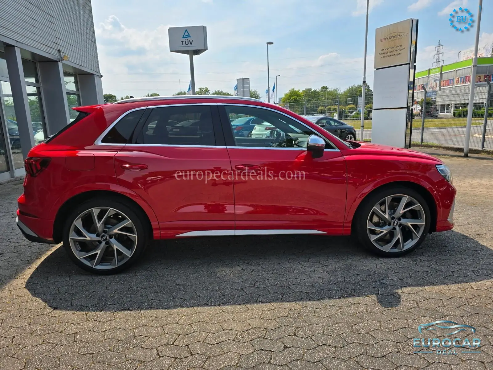 Audi RSQ3