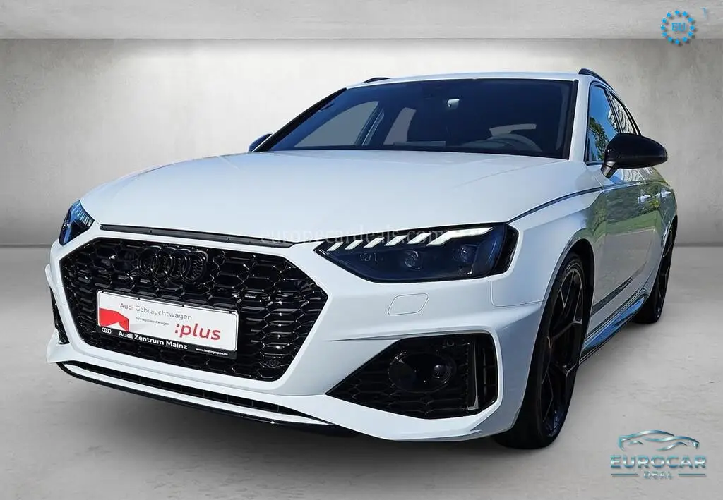 Audi RS4