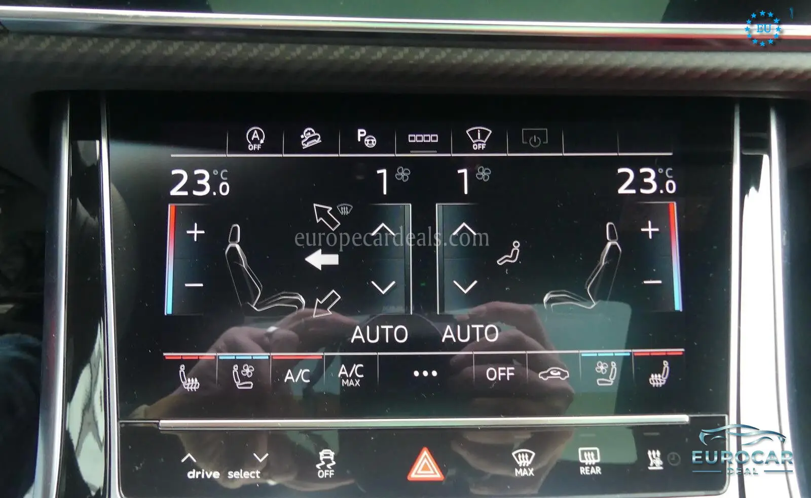 Audi RSQ8