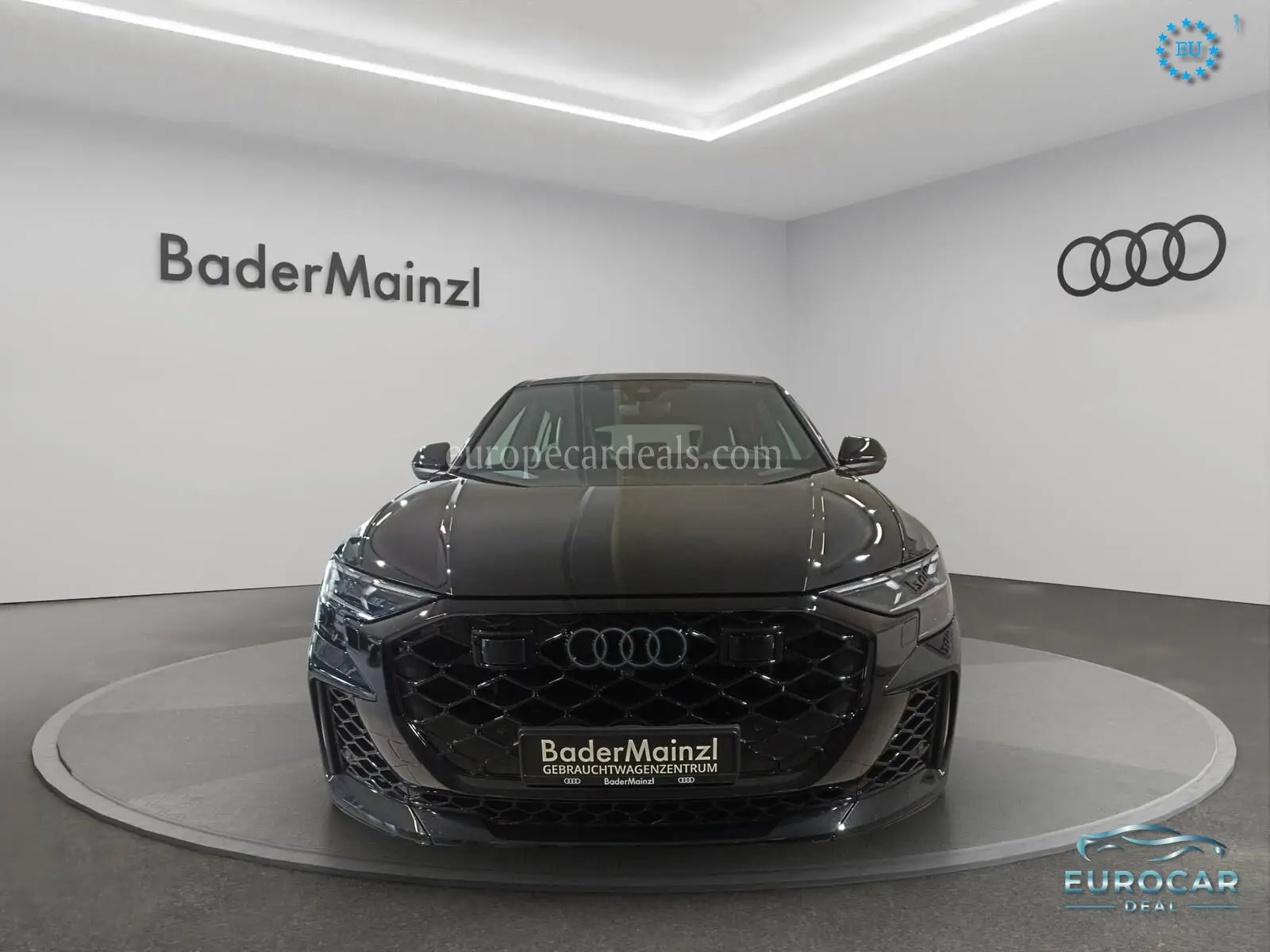 Audi RSQ8