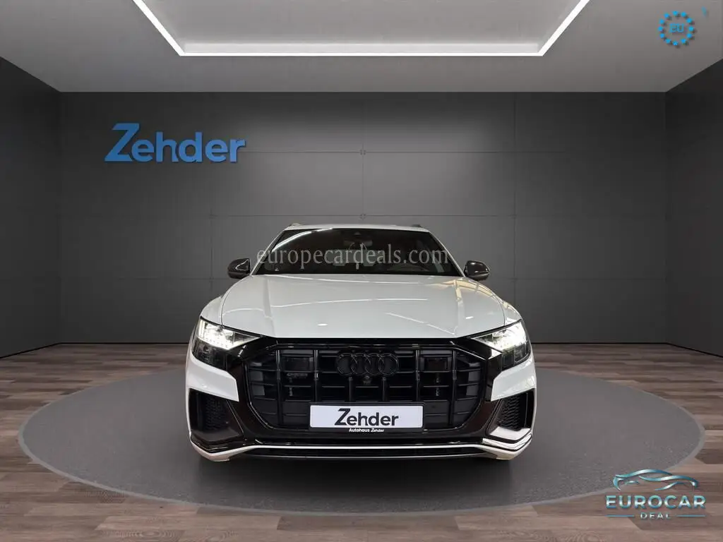 Audi SQ8