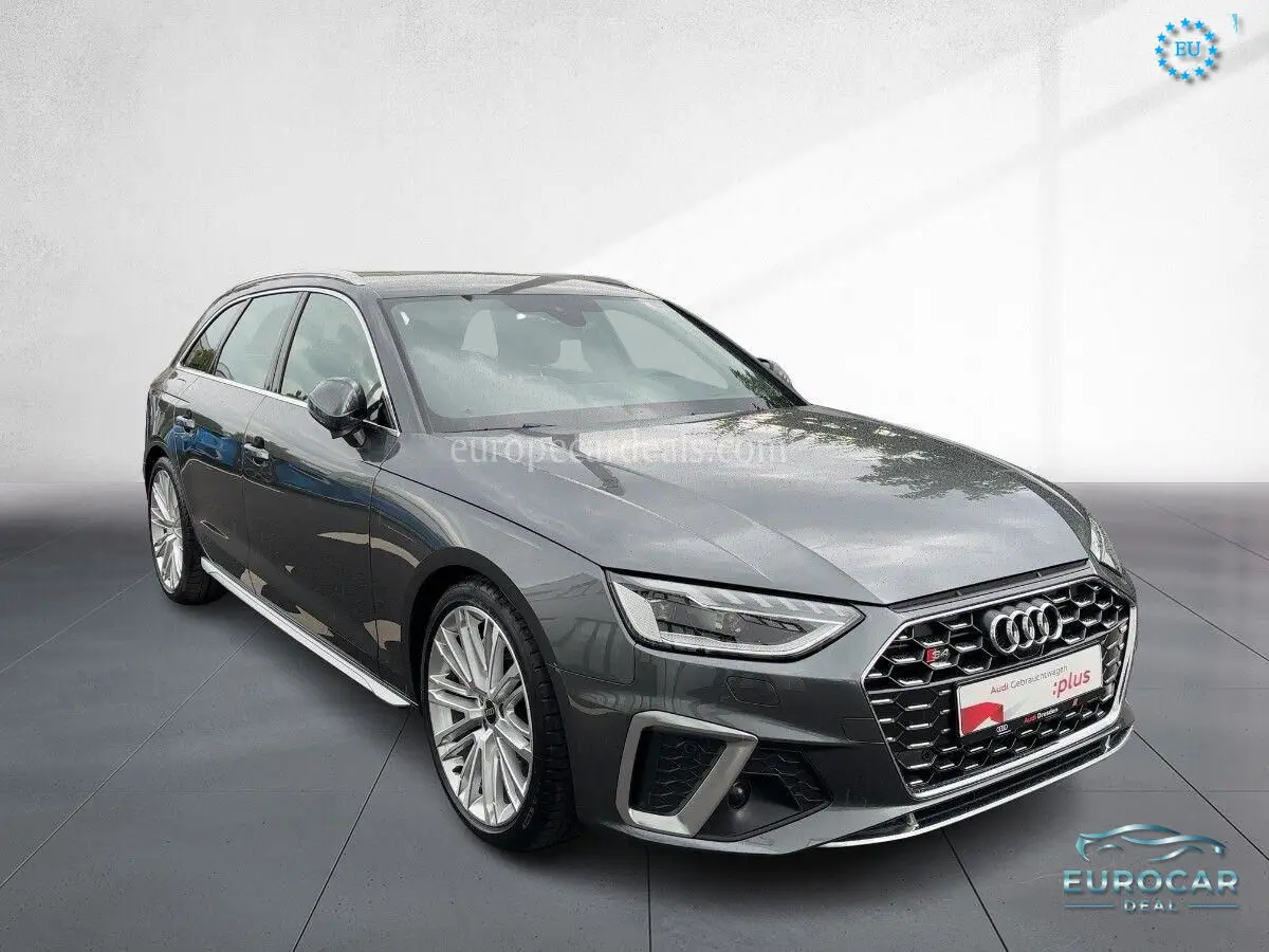 Audi S4