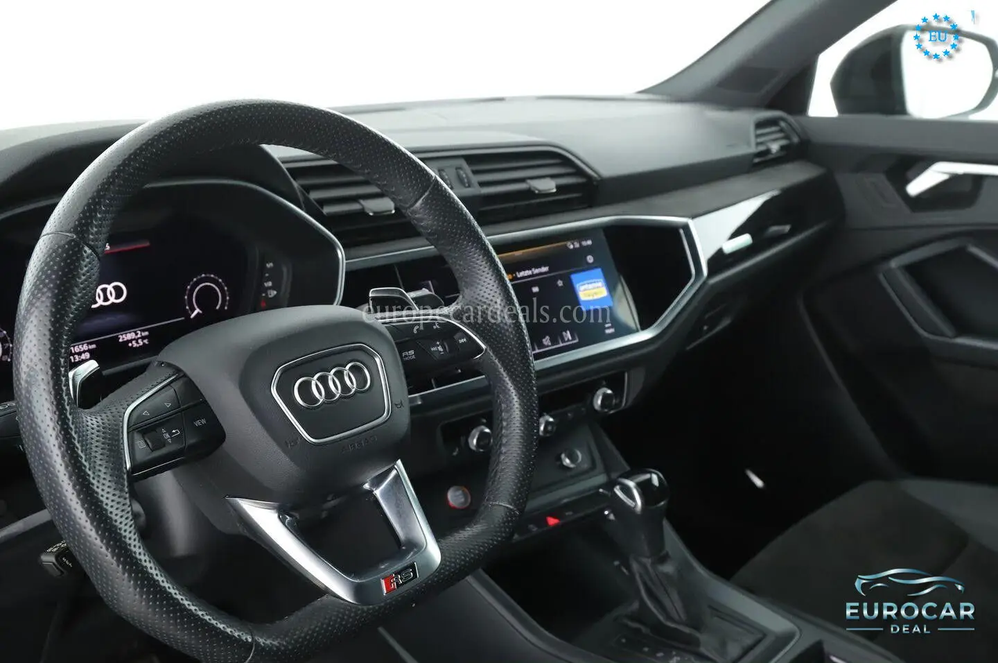 Audi RSQ3