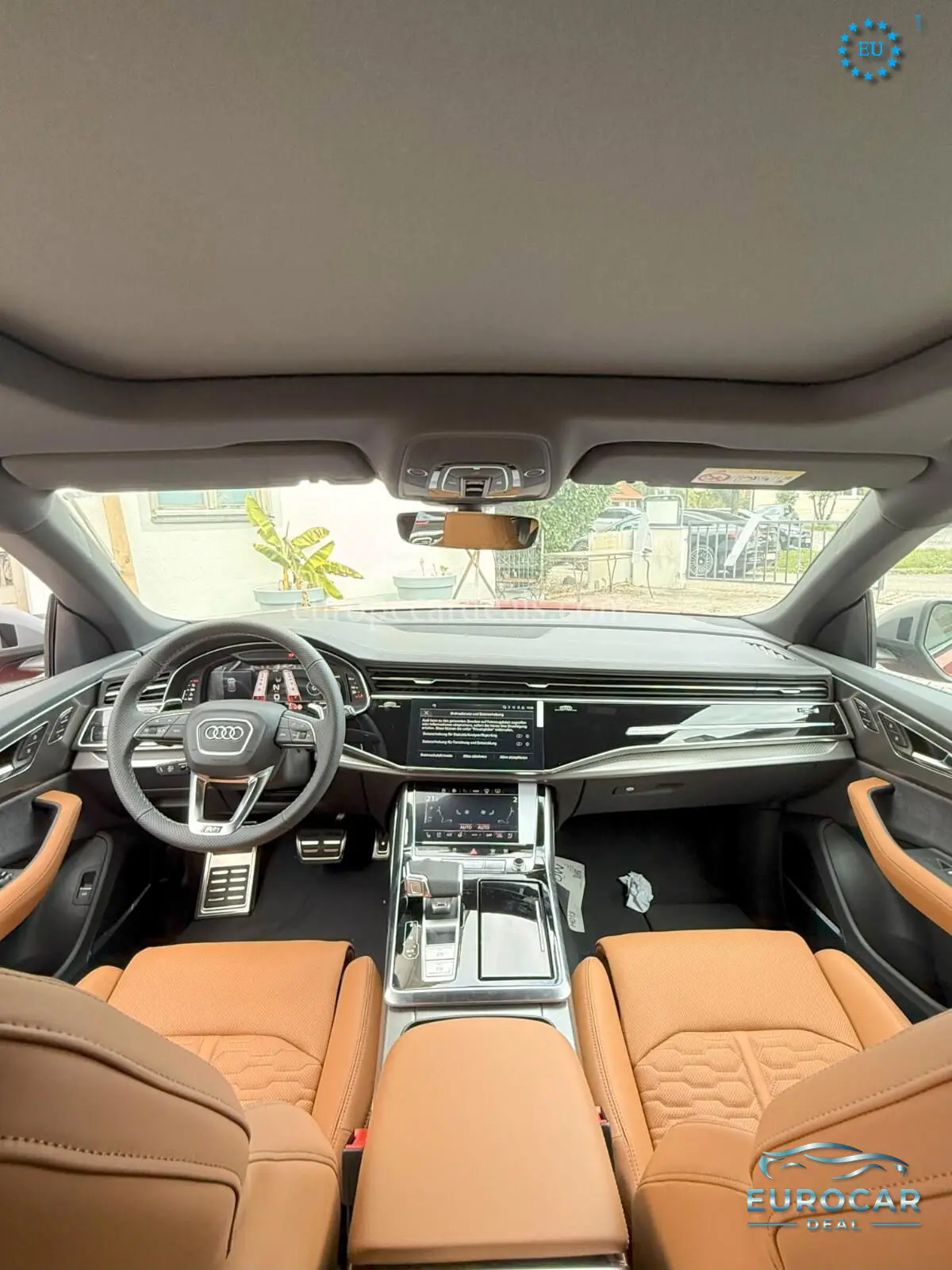 Audi RSQ8