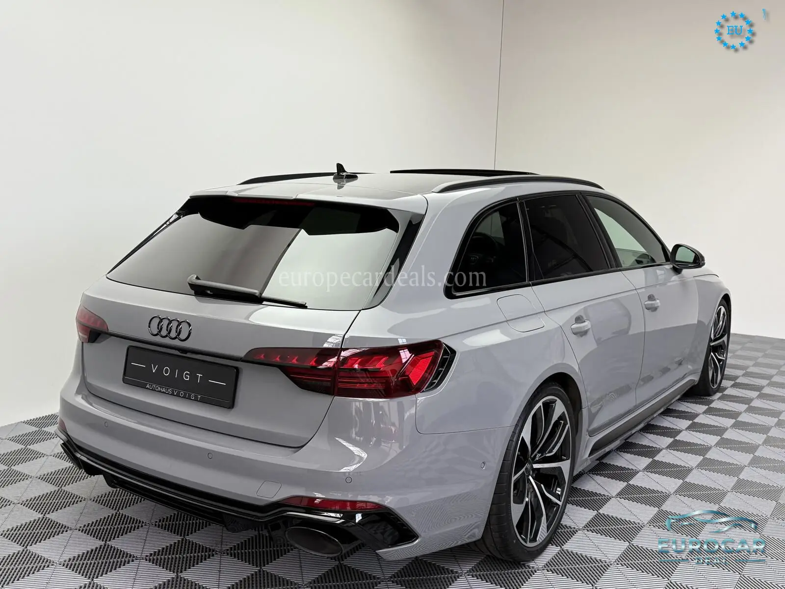 Audi RS4