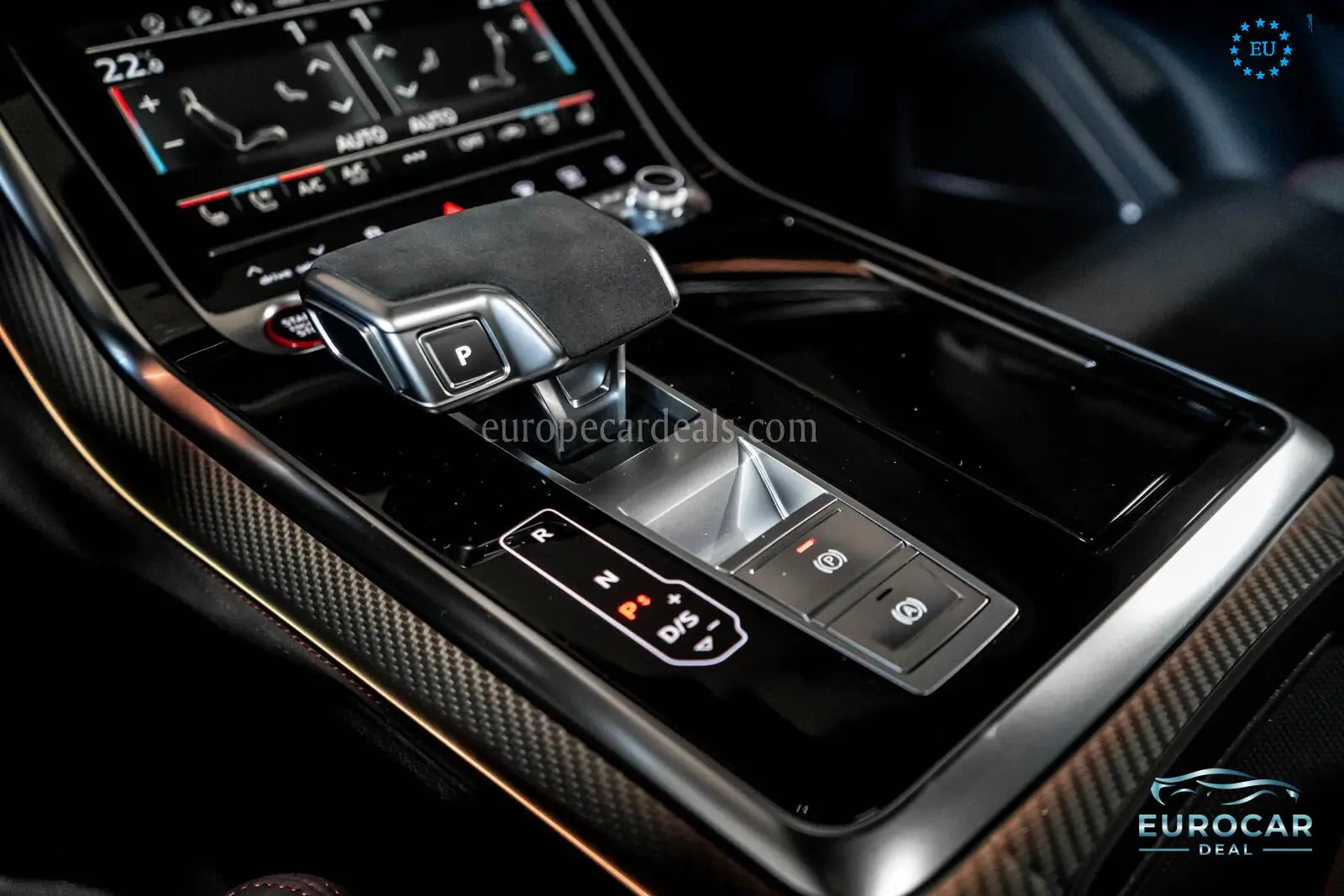 Audi RSQ8
