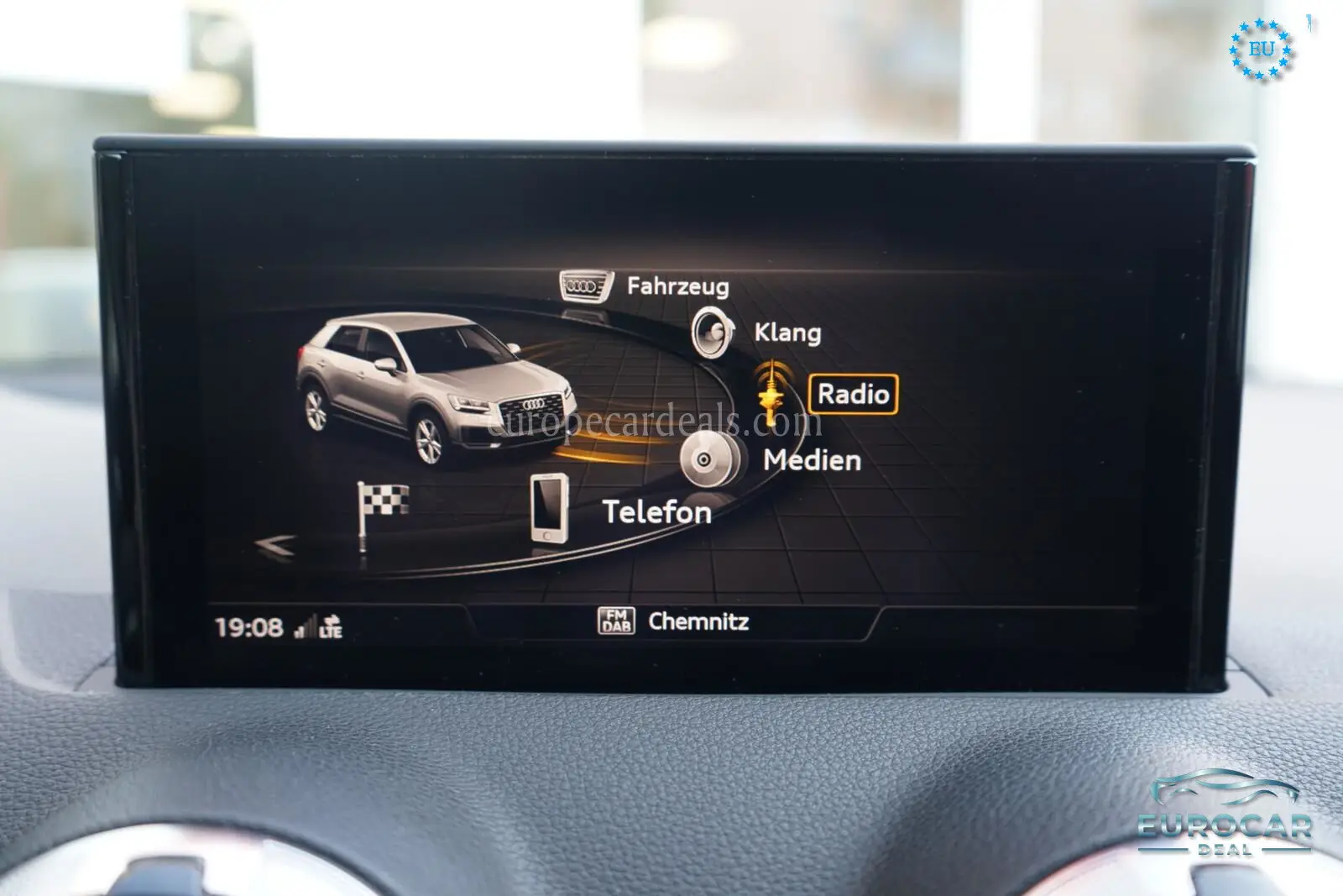 Audi SQ2