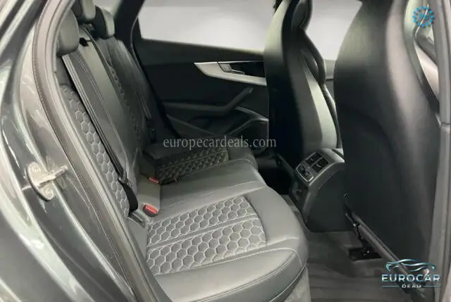 Audi RS4