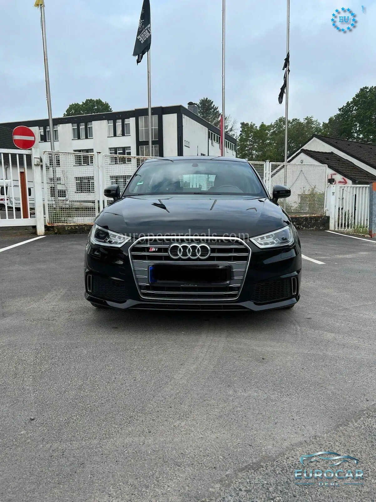 Audi S1