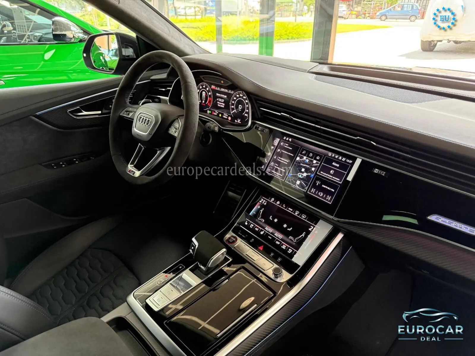 Audi RSQ8