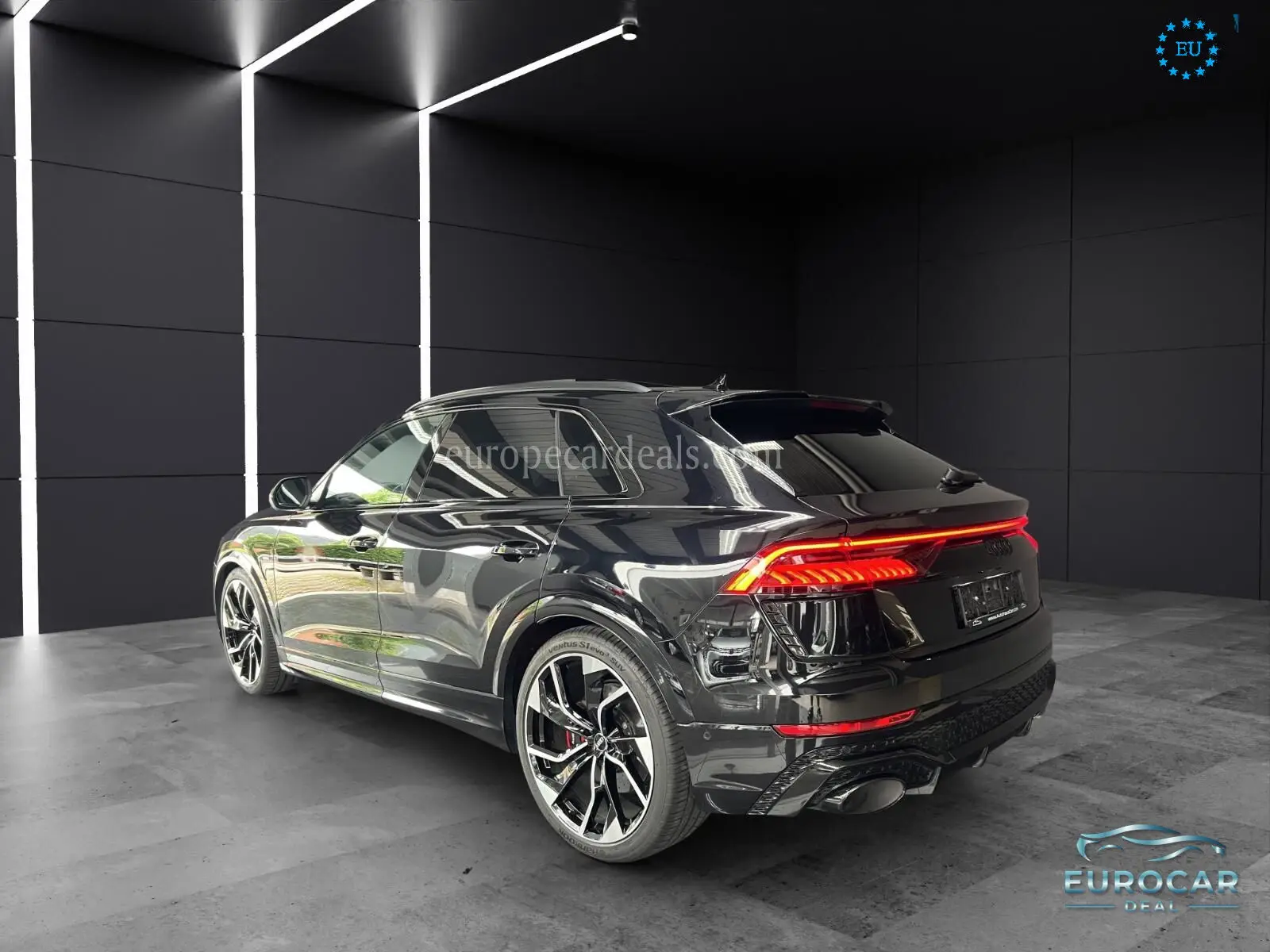 Audi RSQ8