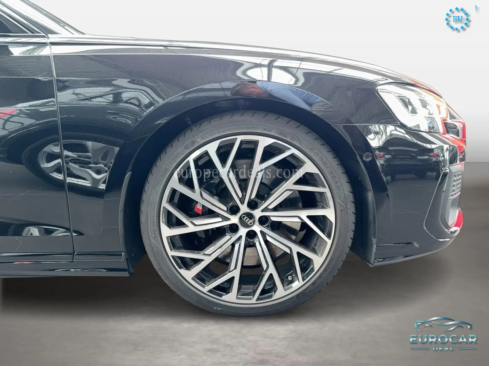 Audi S8
