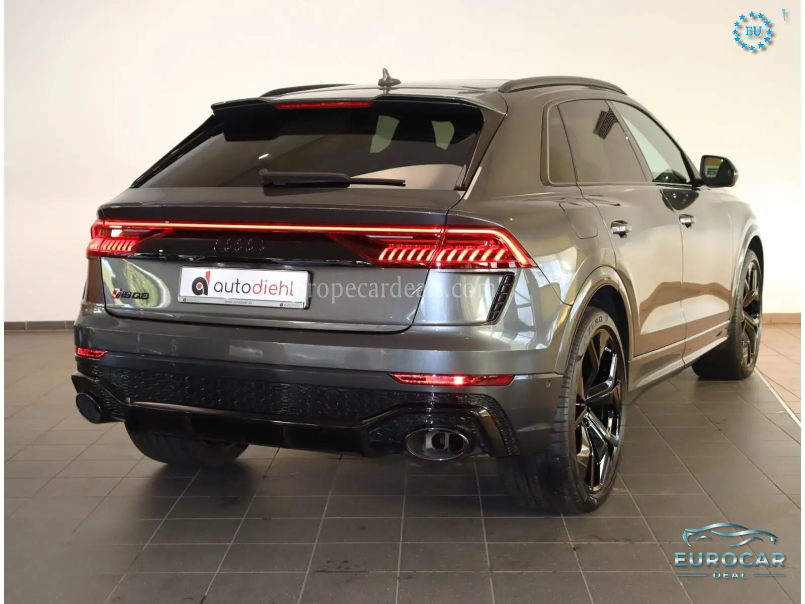 Audi RSQ8