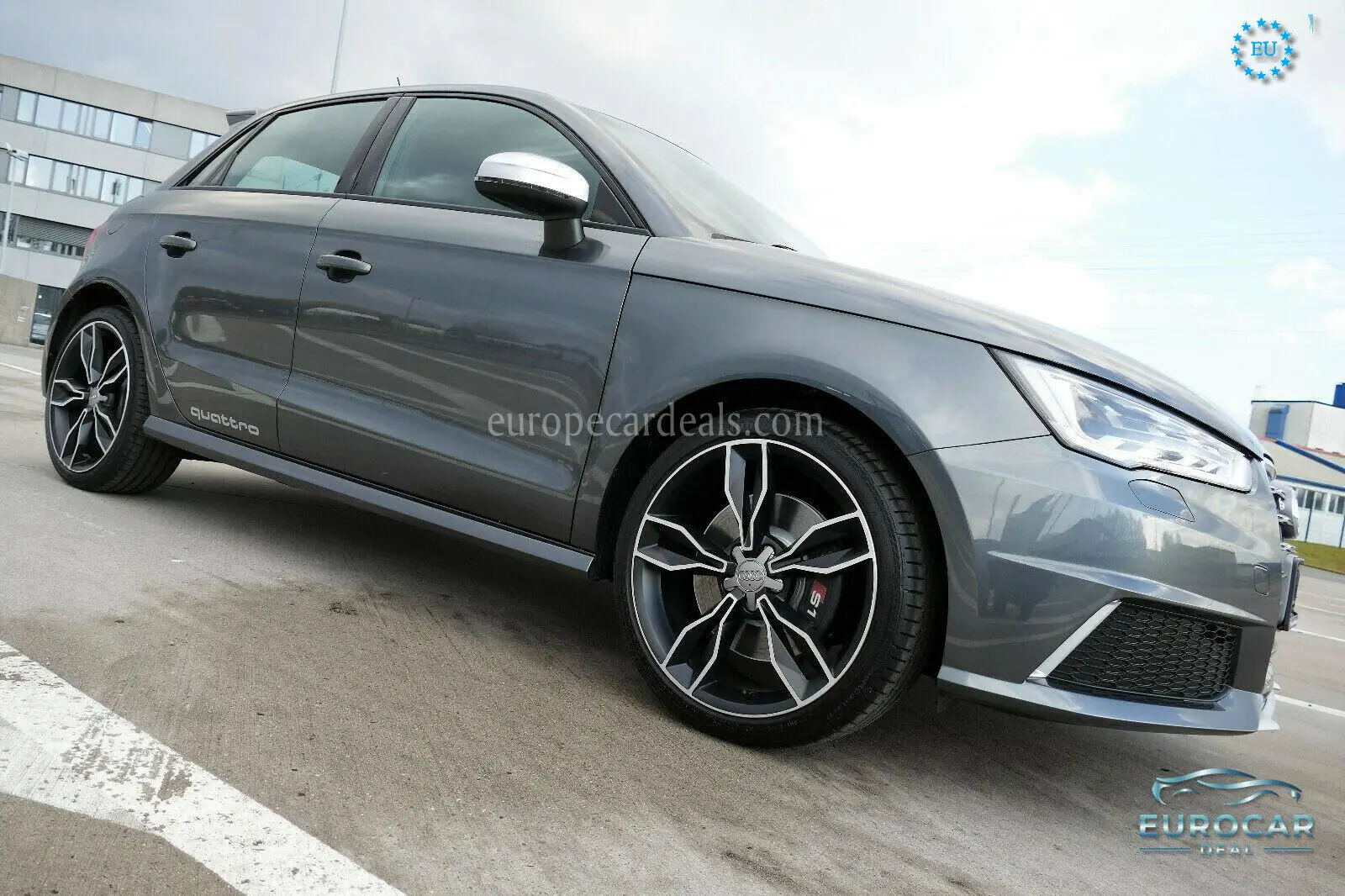 Audi S1