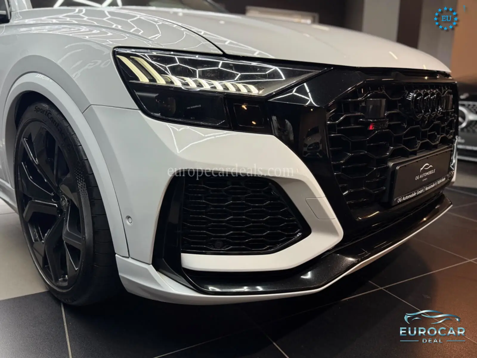 Audi RSQ8