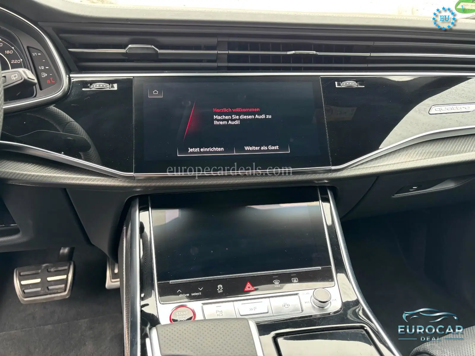 Audi RSQ8