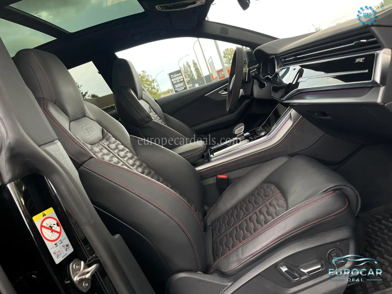 Audi RSQ8