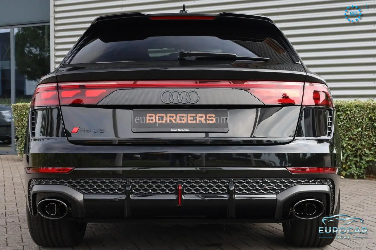 Audi RSQ8