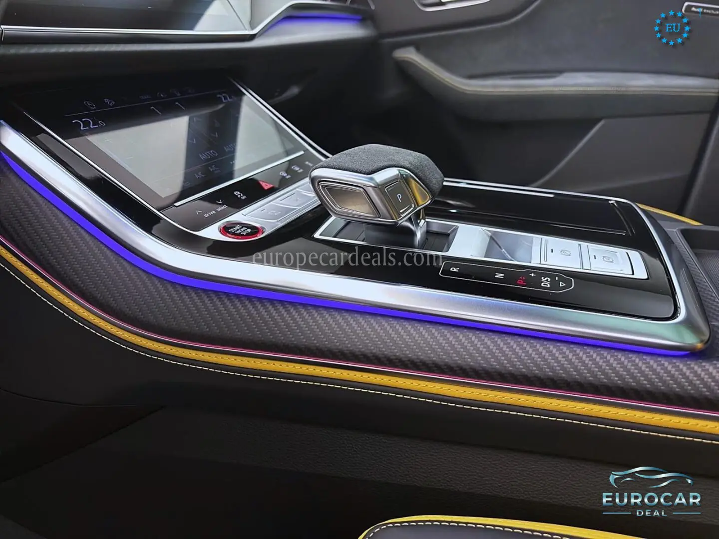Audi RSQ8