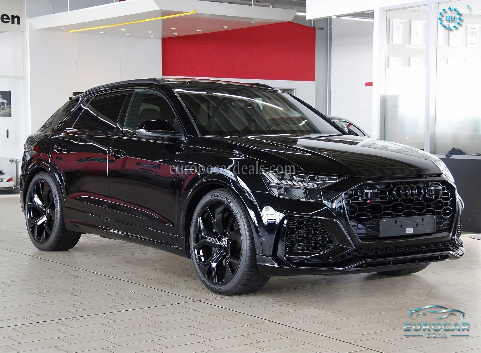 Audi RSQ8