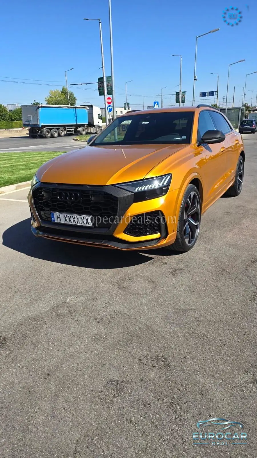 Audi RSQ8