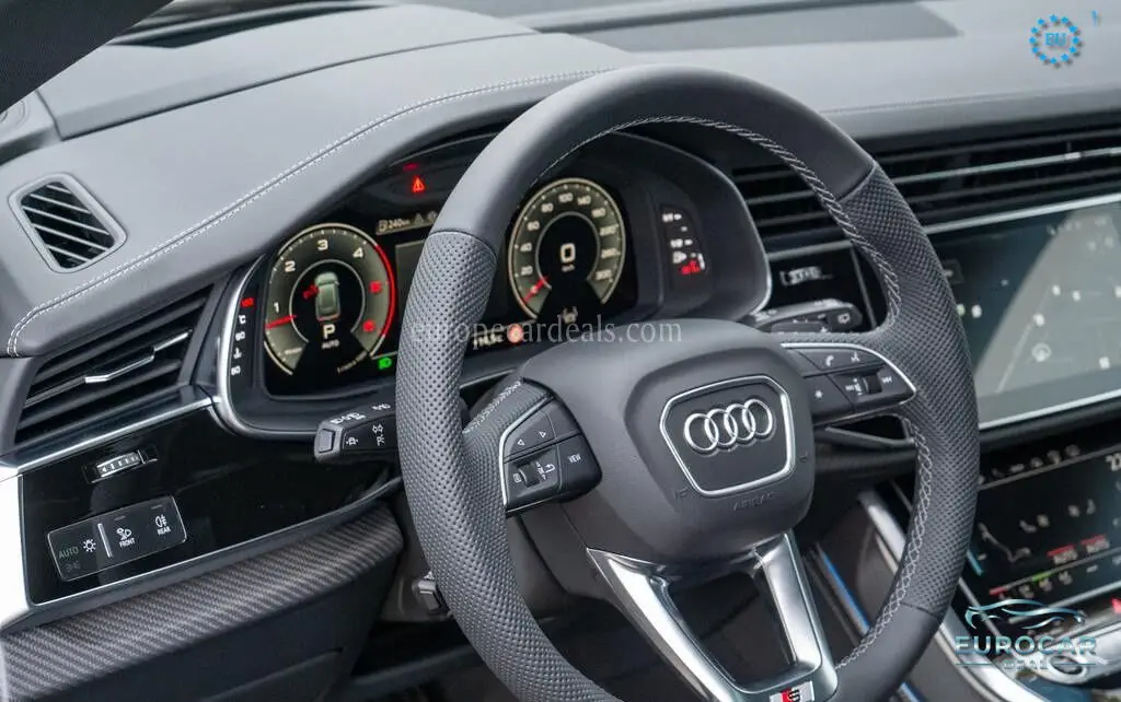 Audi Q8