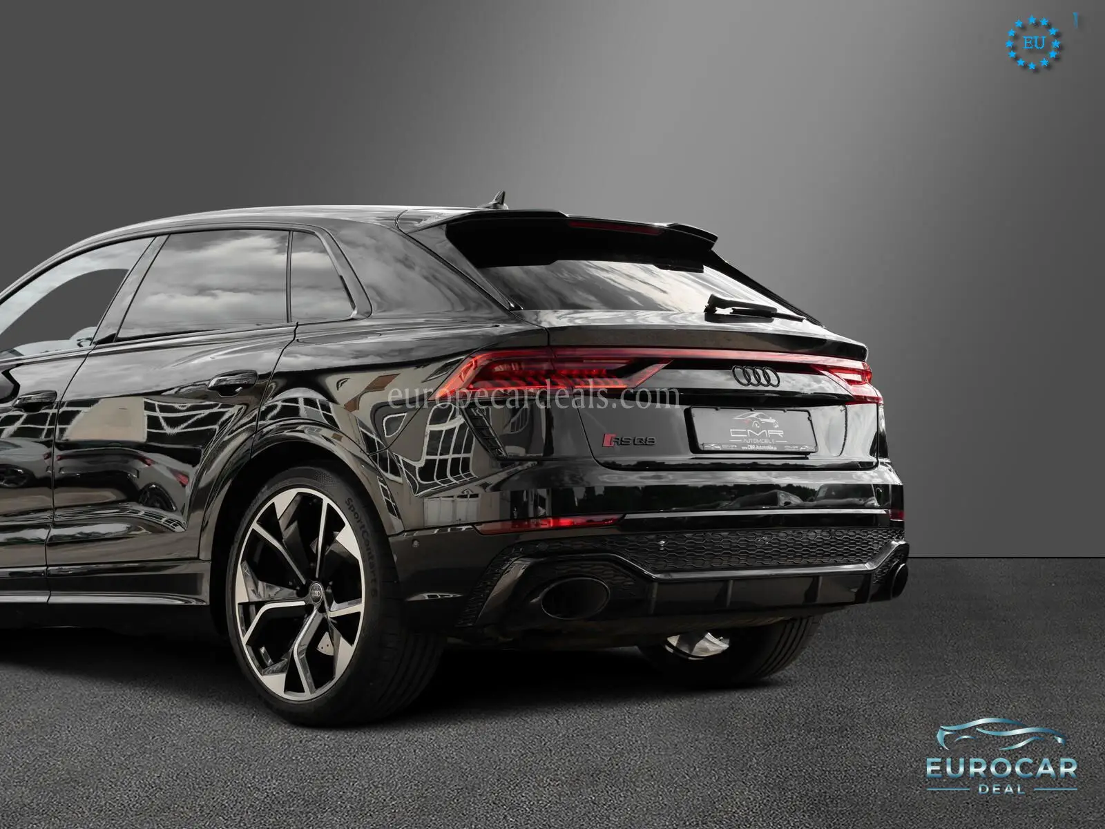 Audi RSQ8