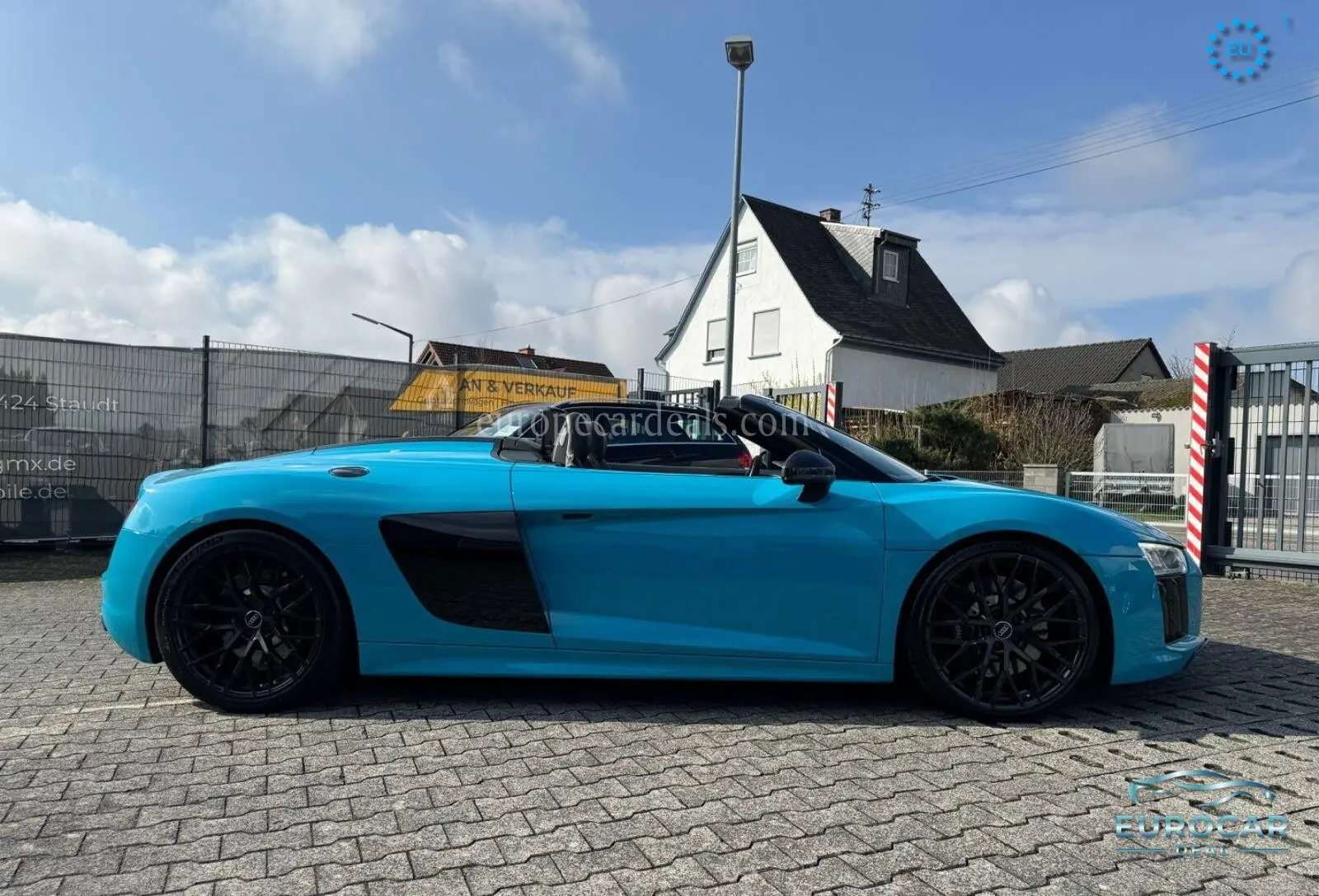 Audi R8