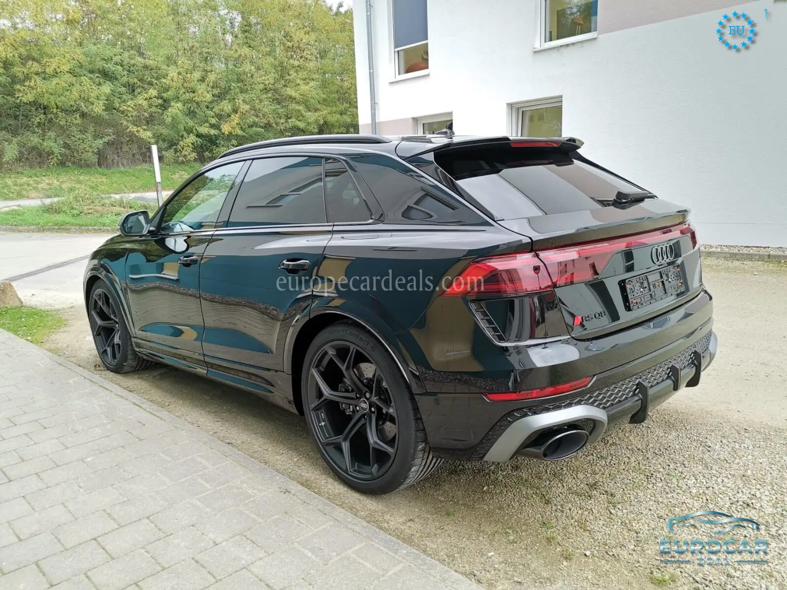 Audi RSQ8