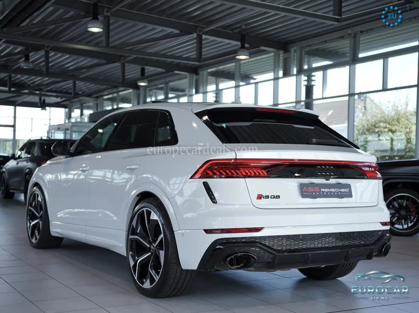 Audi RSQ8