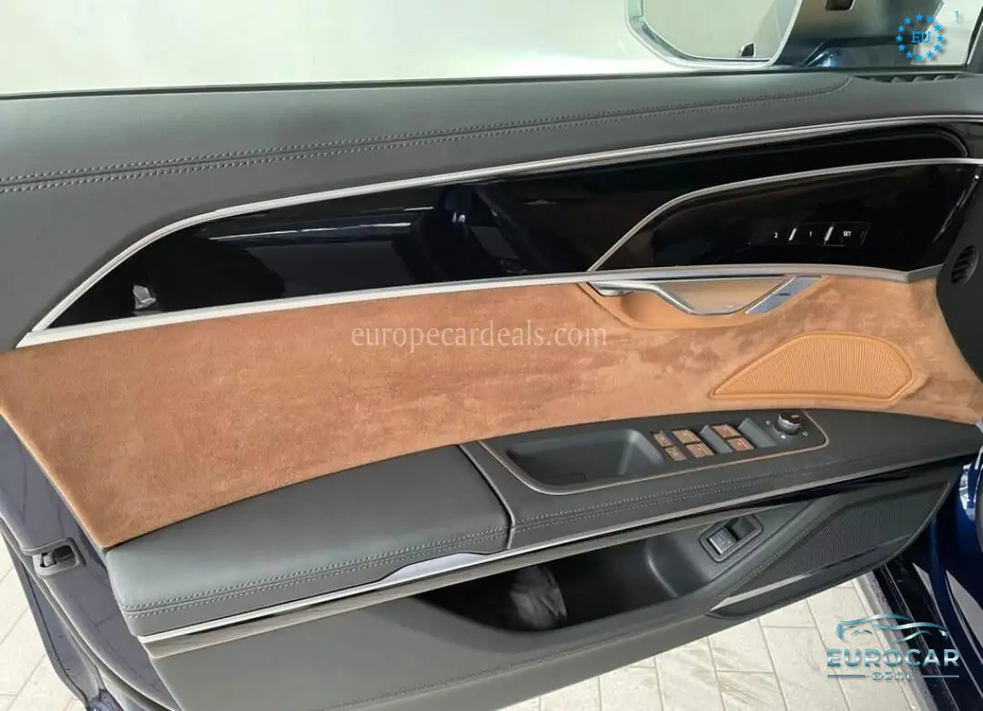 Audi S8