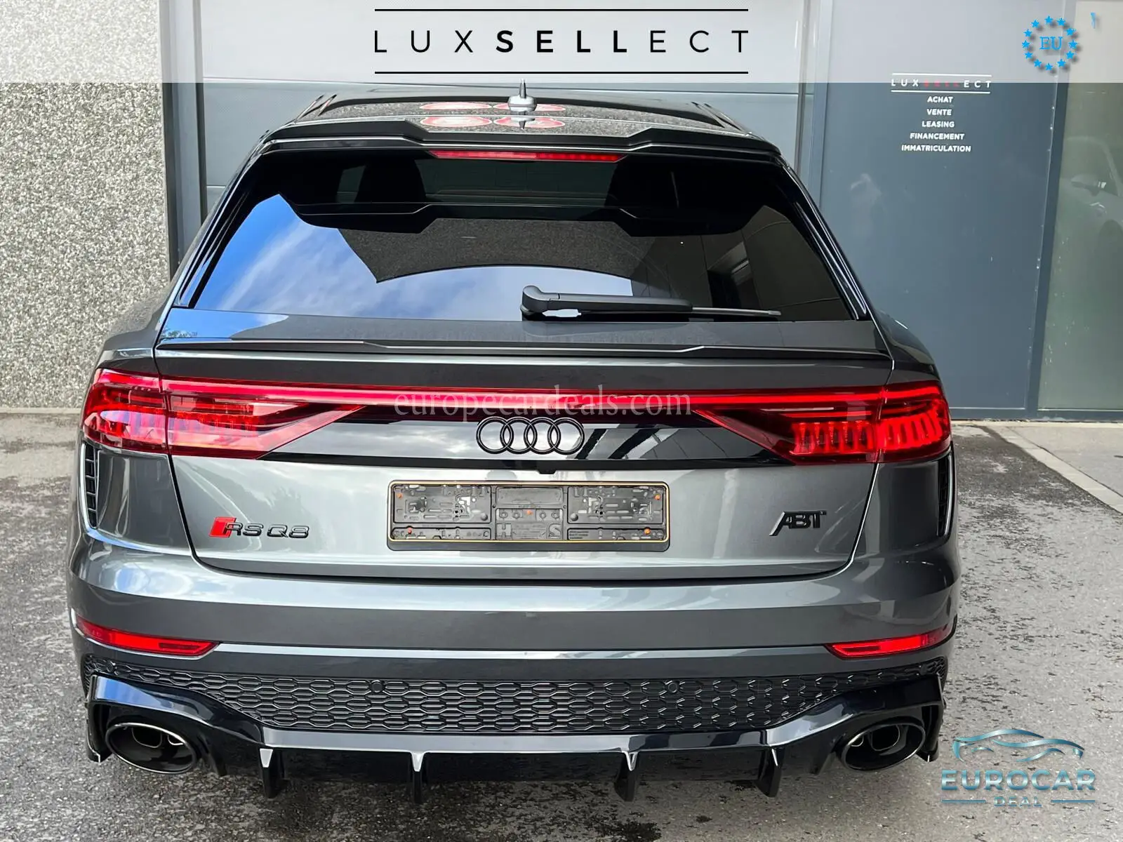 Audi RSQ8