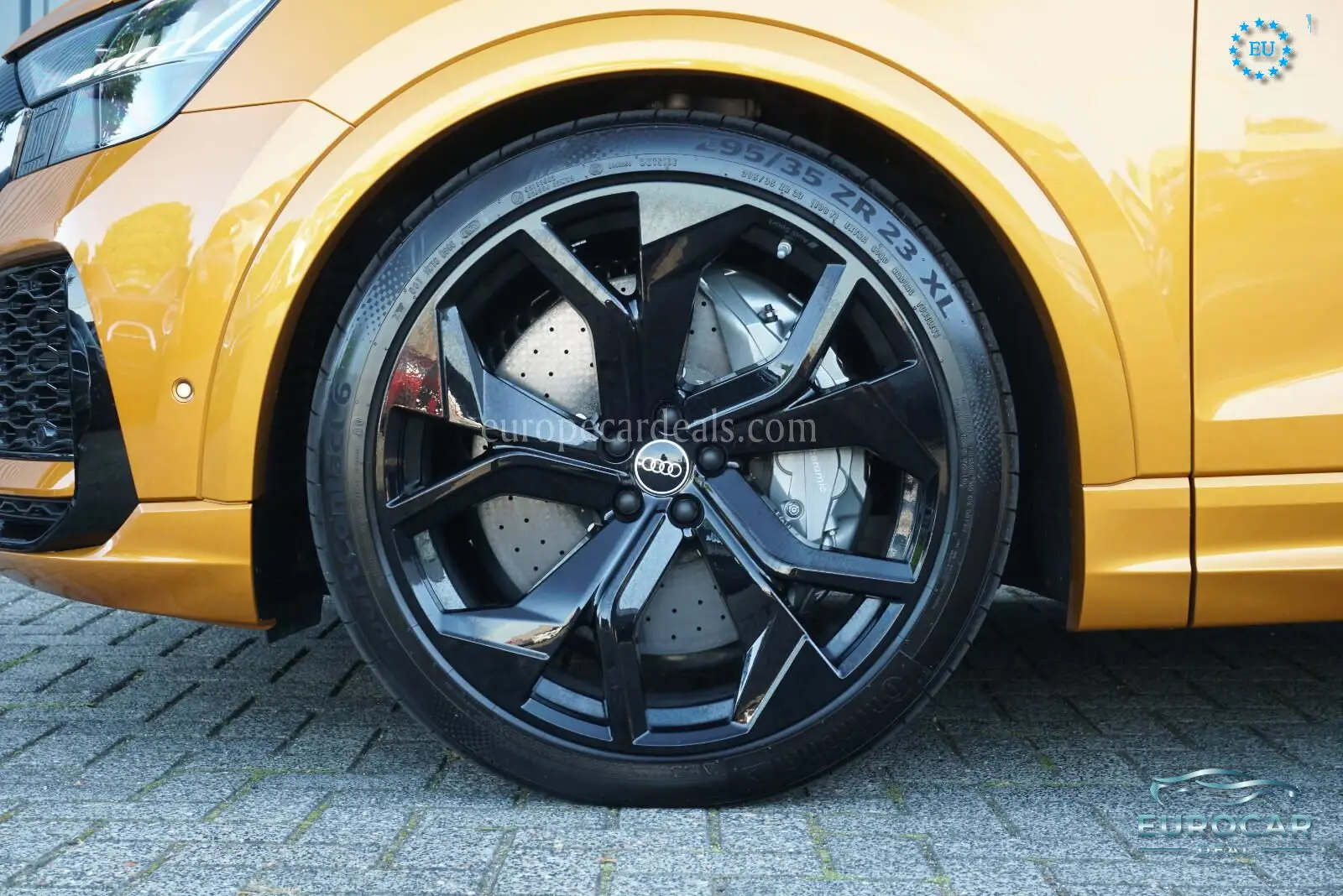 Audi RSQ8
