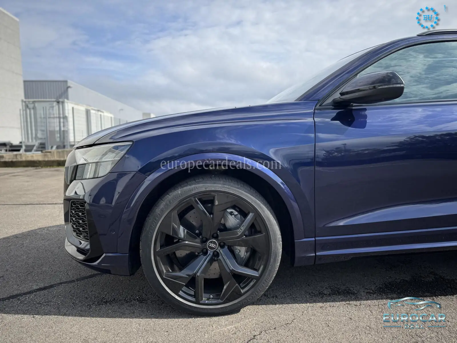 Audi RSQ8
