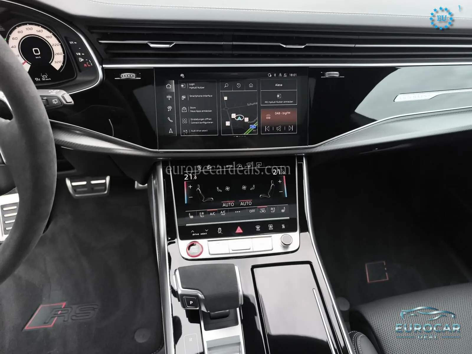 Audi RSQ8