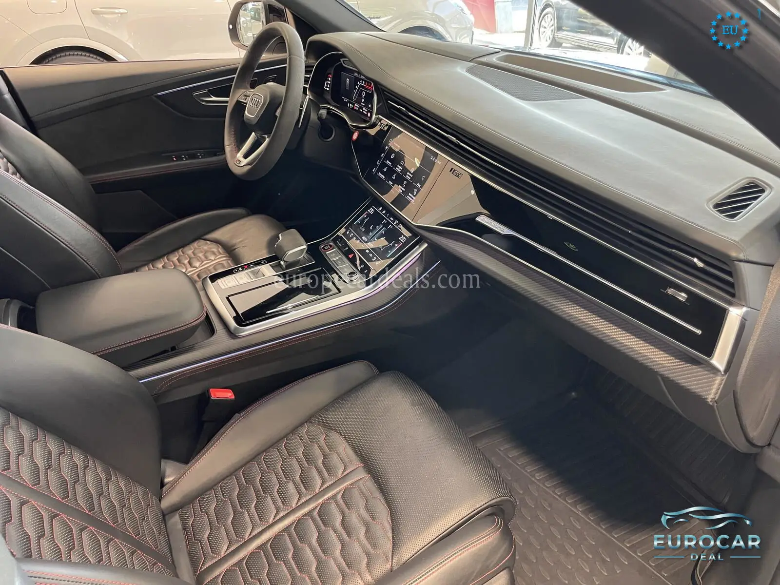 Audi RSQ8