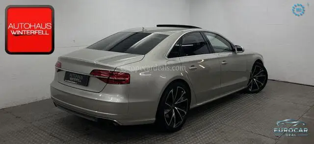 Audi S8