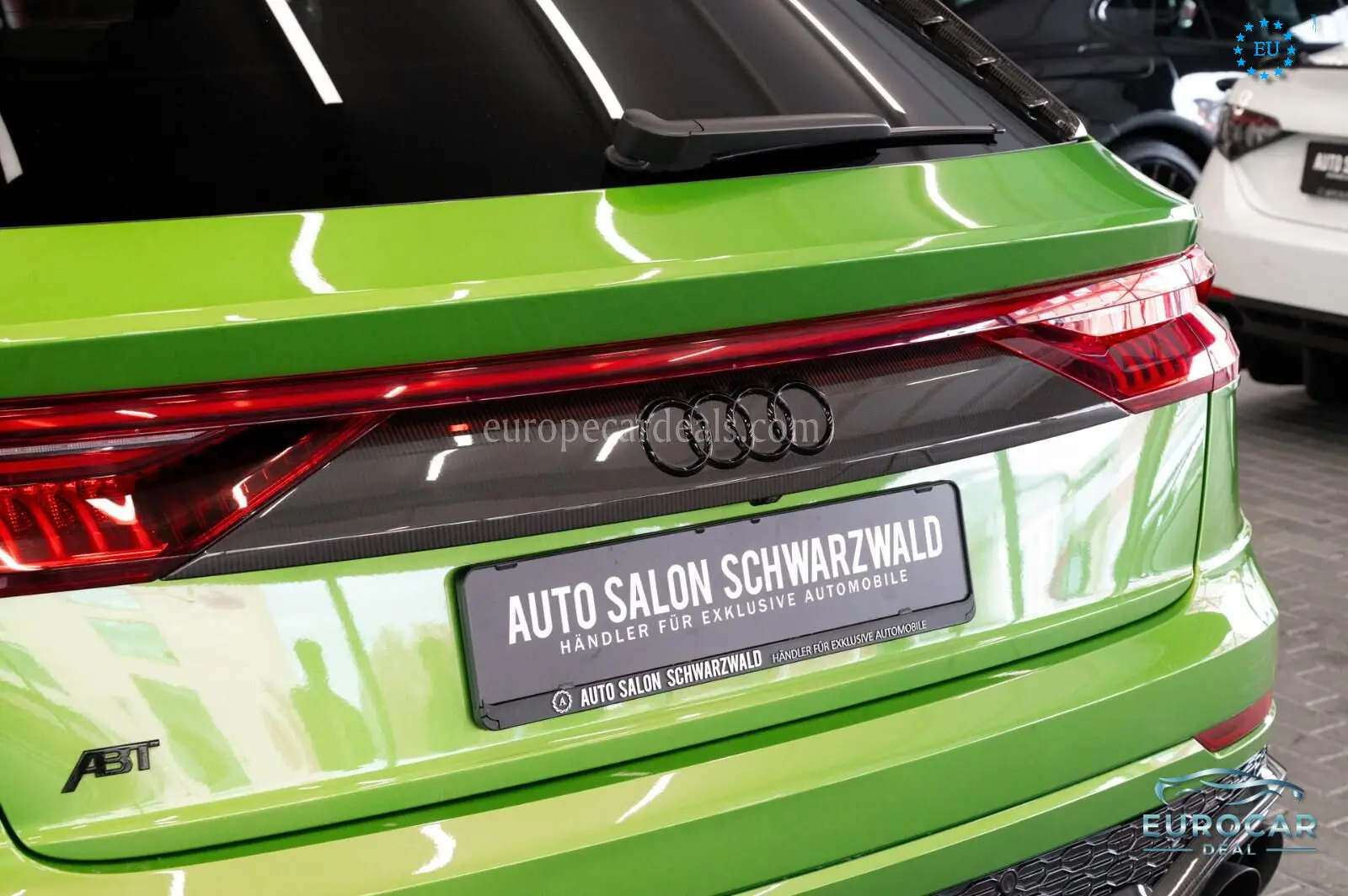 Audi RSQ8