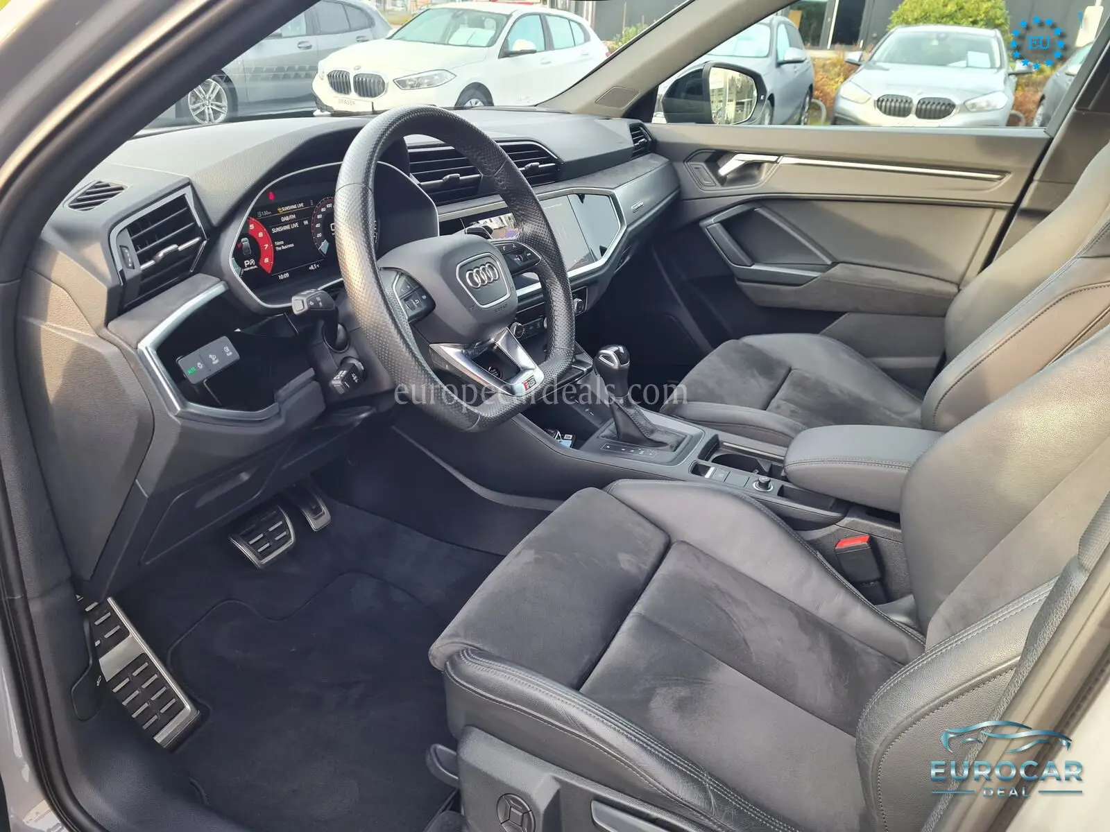 Audi RSQ3