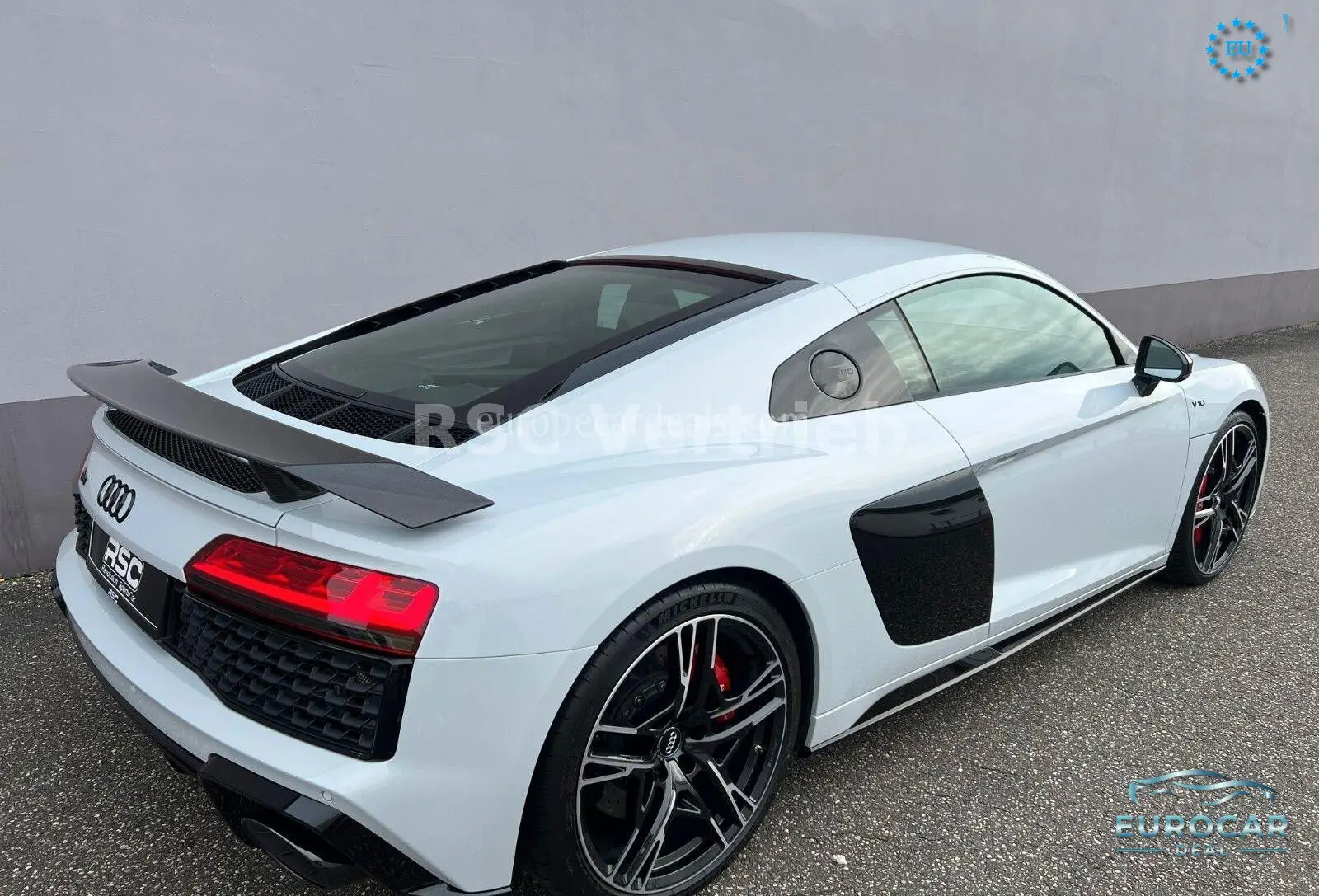 Audi R8