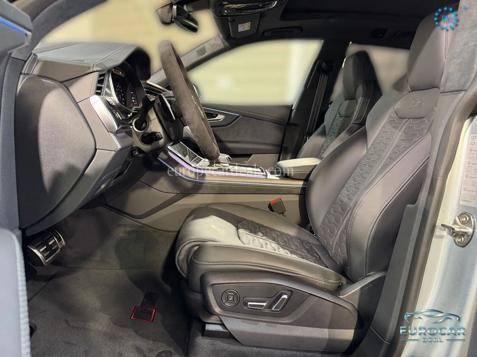 Audi RSQ8