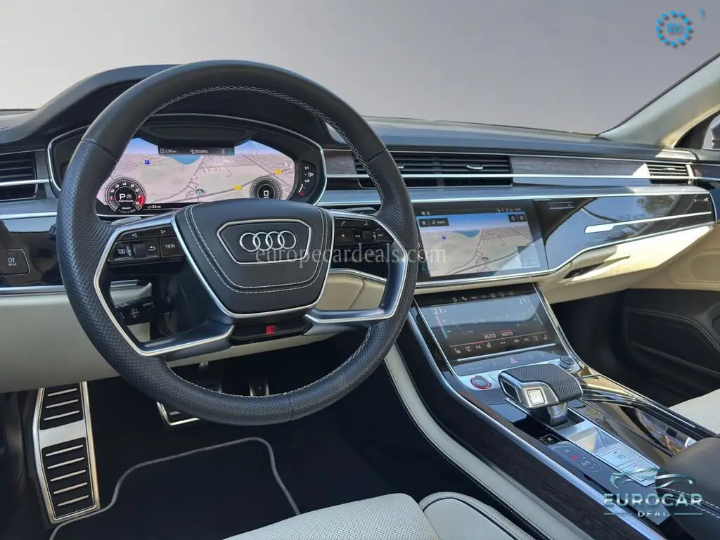 Audi S8